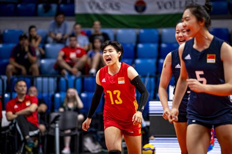 U19女排世锦赛：中国女排3:1复仇韩国_东方体育