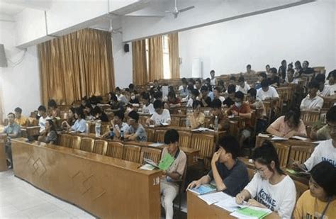 我校举行大学生创新创业计划项目培训会-萍乡学院创新创业学院