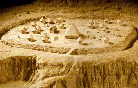 德国飞行员在贺兰山发现神秘土堆群，会是史前文明遗迹吗？_凤凰网视频_凤凰网