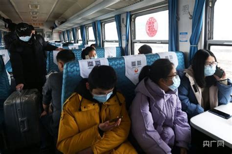 【温暖回家路】穿行在赣鄂两省间的1元“慢火车” - 要闻 - 安徽财经网