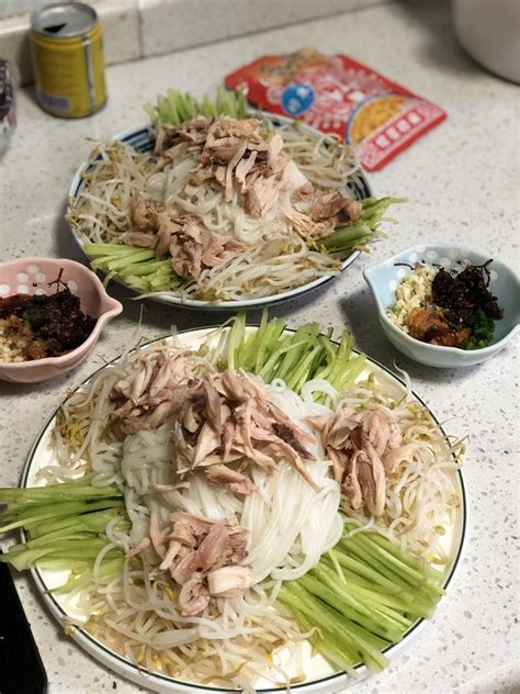 三鲜鸡汤米线的做法_菜谱_香哈网