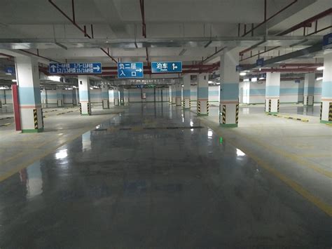 宝安中心医院地下车库地坪以崭新面貌迎接新年！_深圳市展东科技有限公司