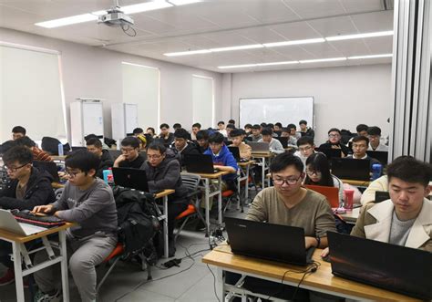 河南大学软件学院首届冬令营火热开营-软件学院