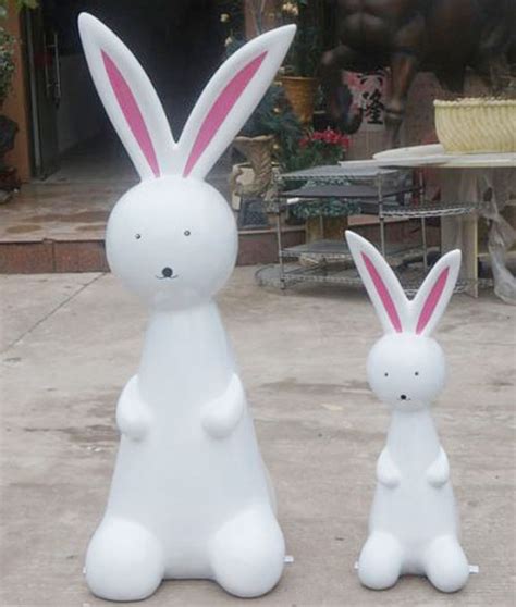 玻璃钢小兔子雕塑-玻璃钢雕塑厂
