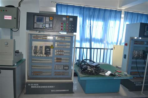 数控机床维修实训室-电气工程学院