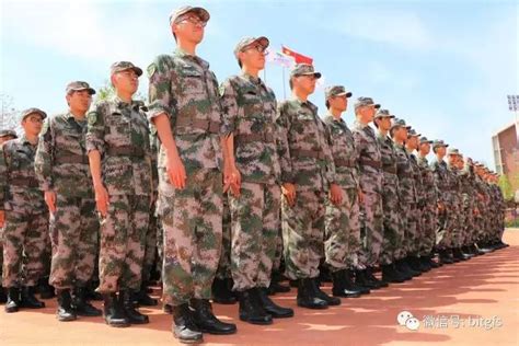 热烈祝贺后备军官学院39名国防生获得“学生军训优秀教官”荣誉称号