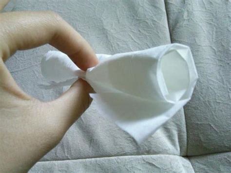教你用一张纸巾手工折纸玫瑰花DIY方法图解教程╭★肉丁网