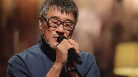 昨晚，60岁的李宗盛发了新写的旧歌。|李宗盛|大哥|父亲_新浪新闻
