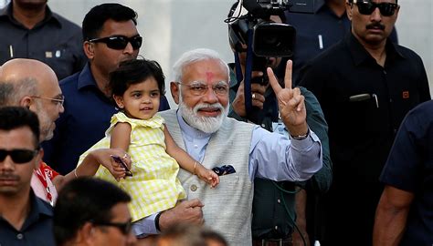 莫迪成功连任总理，这对印度经济意味着什么？|界面新闻 · 天下