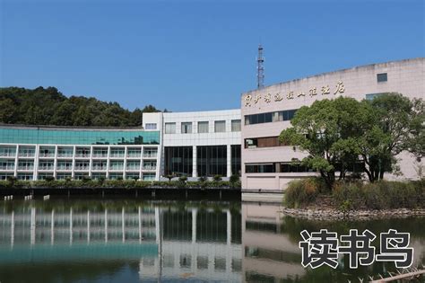 复读生自己去教育局报名高考（2023年复读生去教育局高考报名流程是什么）_读书鸟