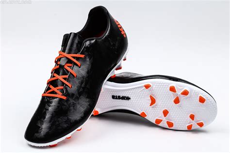 迪卡侬KIPSTA CLR 700 Pro AG足球鞋 - 足球鞋美图_实拍图片 - 足球鞋足球装备门户_ENJOYZ足球装备网
