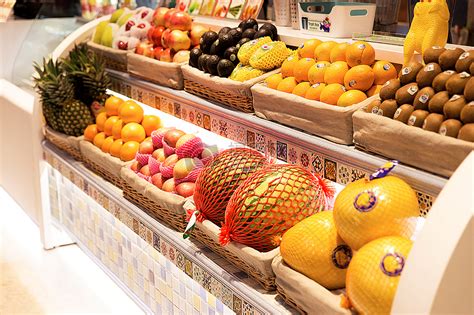 美际线商业设计：水果超市设计风格选择与商品陈列要点_联商专栏