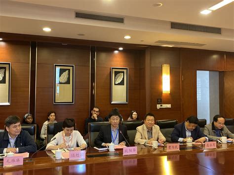 上海大学经济学院与台州市路桥区中国日用品商城开展合作交流-上海大学新闻网