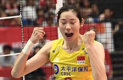 CCTV5直播+决赛：中国女排VS日本，铿锵玫瑰冲击第6个亚洲杯冠军|中国女排|亚洲杯|日本女排_新浪新闻