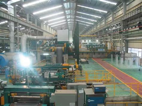 鞍钢本钢合二为一全球第三钢企诞生 粗钢产能达6300万|鞍钢|本钢板材|鞍钢集团_新浪新闻