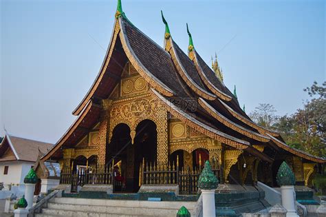 老挝琅勃拉邦寺庙高清图片下载-正版图片501052659-摄图网