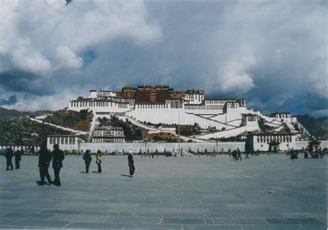 西藏最富有的三个城市|亿元|拉萨|西藏自治区_新浪新闻