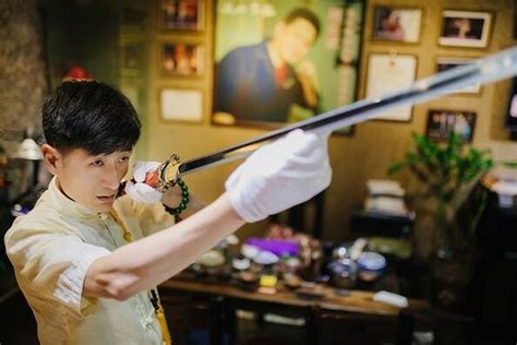 极客茶人丨王珏，所谓千锤百炼，既是他的刀，也是他的人-茶语网,当代茶文化推广者