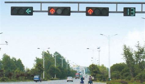 十字路口没有左转标志指示灯此时直行红灯亮时左后转弯掉头算违章吗?-ZOL问答