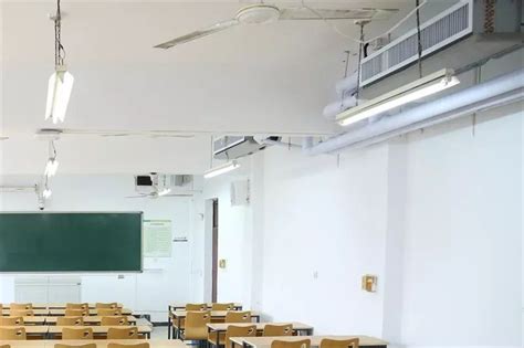 天河外国语学校教室空调集控系统正式上线_空调控制器|空调节能控制器