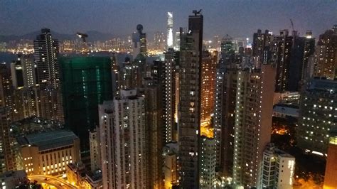 香港的住宅楼群建设岩石房屋建筑公寓天际城市住房居所狮子民众高清图片下载-正版图片321755992-摄图网