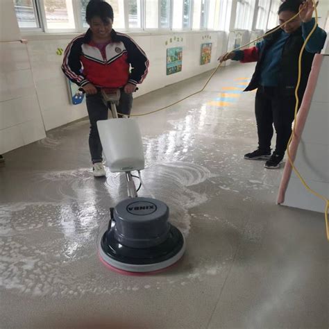PVC地胶清洗机器塑胶地板自流平打磨机学校球场酒店地毯清洗清洁-淘宝网