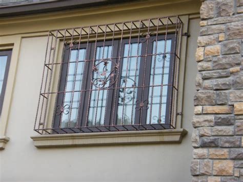 供应铁艺防盗窗、铁艺门窗、铁艺防护防盗窗、阳台防护窗、窗-阿里巴巴