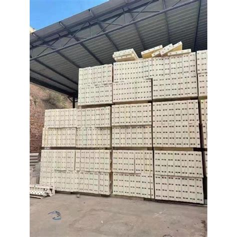 新旧建筑模板回收案例-圆柱模板回收案例-上海云茹建材有限公司