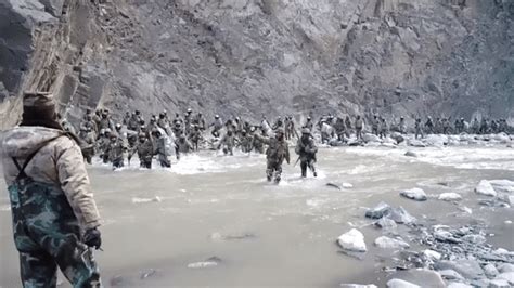 边境传来一声巨响，印度3名士兵被活埋，军方下令进入紧急状态_凤凰网视频_凤凰网