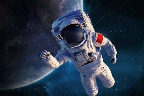 行走在太空的宇航员摄影图__男性男人_人物图库_摄影图库_昵图网nipic.com