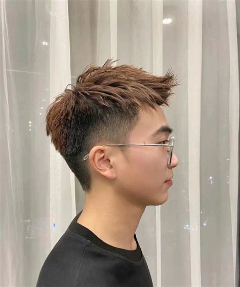 男生发型狼头图片