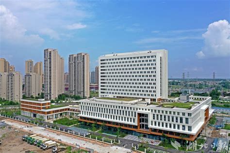武汉市第四医院常青院区常青花园综合医院年底投用 - 湖北日报新闻客户端
