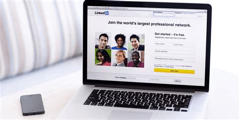 21+ Essential LinkedIn Profile Tips For Job-Seekers [For 2023] - EU ...