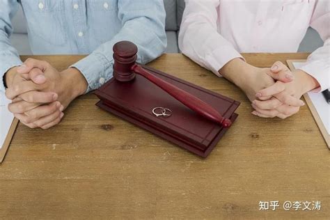 怎样合法转移夫妻共同财产Word模板下载_编号qynvbkyk_熊猫办公