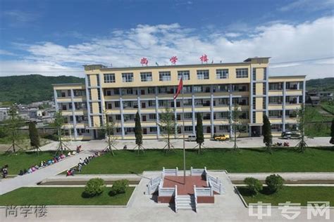 镇雄县第一中学2023年招生录取分数线
