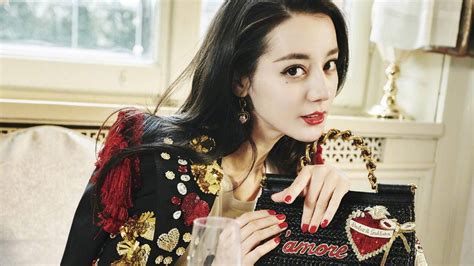 今年手握27个品牌代言，迪丽热巴问鼎女演员代言量榜首 _中国网