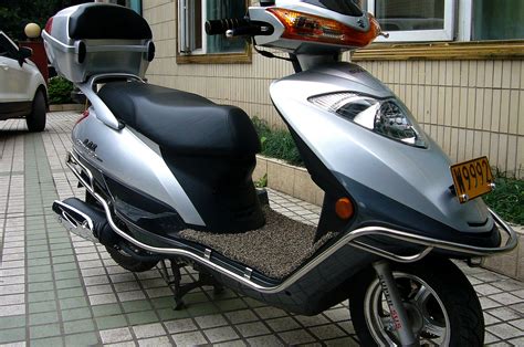 SUZUKI轻骑铃木UY125到货了，特价出售 - 徐州鑫会摩托车销售公司 - 摩托车论坛 - 中国摩托迷网 将摩旅进行到底!