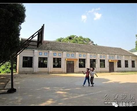 航拍学校：东安县新圩中学、中心小学（照片+视频）跟12年前对比，看有什么变化-我爱东安网
