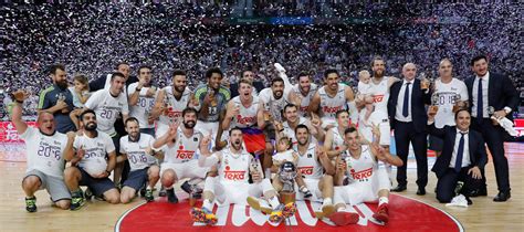 【篮球】皇马上赛季双线作战表现十分出色，球队在欧冠阻击了死敌巴塞罗那_赫罗纳_决赛_巴萨