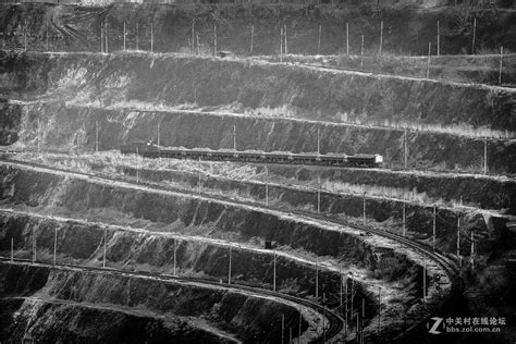 亚洲最大的硬岩绿化复垦基地|铁矿|石场|生态区_新浪新闻