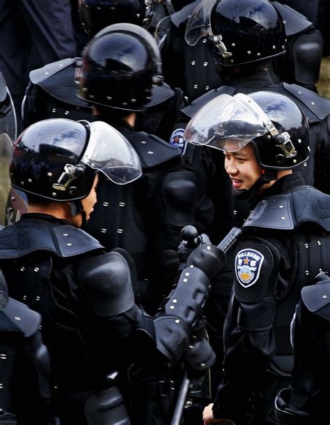 香港警察队伍有3.6w人，为什么有这么多外籍警察？