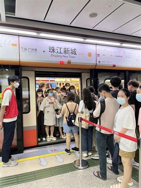 广州地铁珠江新城站4个出入口实现全部互通