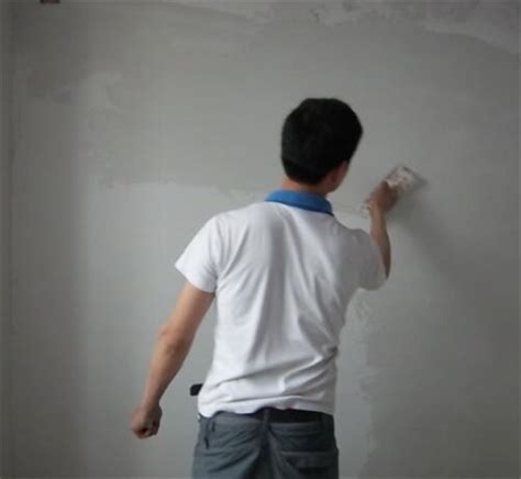 油漆工,滚刷,正面视角,家庭生活,30岁到34岁,画笔,男性,仅男人,仅成年人,居住区摄影素材,汇图网www.huitu.com