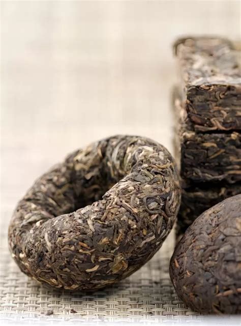 关于云南普洱茶的“渥堆发酵工艺”必须注意八个方面-藏锋号古茶