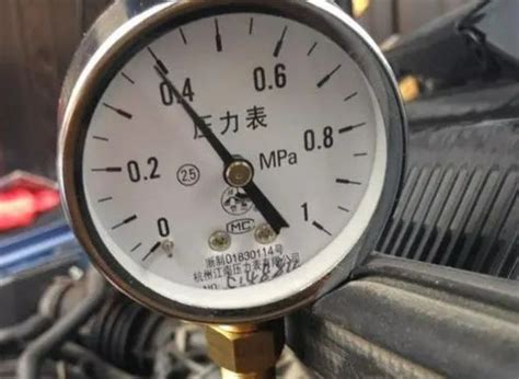 机油压力表怎么看 汽车机油压力表图解说明 - 有车就行