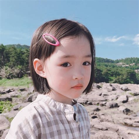 温柔妈妈短发头像女生