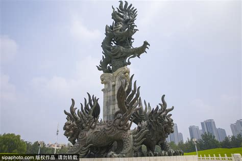 通州运河文化广场巨型雕塑“东方”
