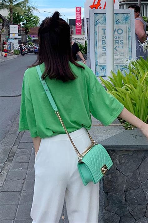 黄绿裤子非主流头像