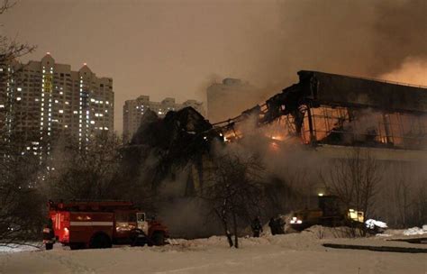 历史上的今天2月6日_2004年在莫斯科发生地铁自杀爆炸事件，41人在此事件丧生，超过100人受伤。车臣分离主义团体遭受到俄罗斯总统普京强烈的 ...