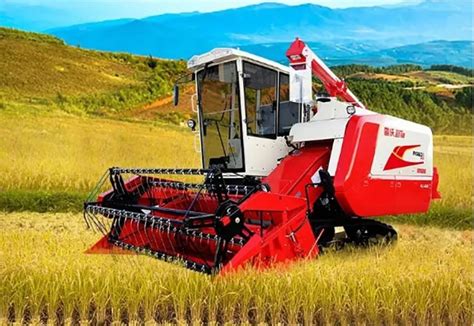 收割一亩稻田仅需8分钟！无人驾驶农机在佛山高明大展“身手” - 佛山中国科学院产业技术研究院